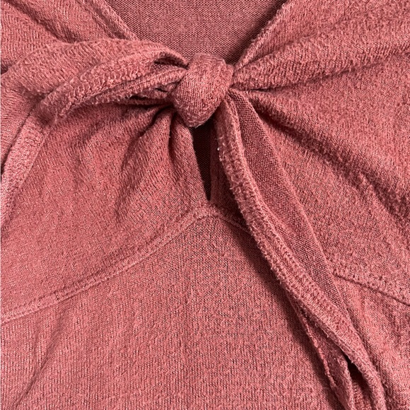 ABERCROMBIE & FITCH BURNT ORANGE SOFT LONG SLEEVE V NECK TIE FRONT BODYSUIT - Picture 9 of 10